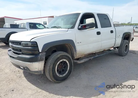 2002 Chevrolet Silverado 2500Hd Ls from USA, damaged, VIN 1GCHK23152F158881
